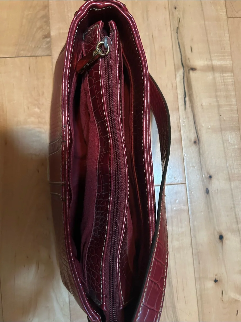 Liz & Co. Deep Red Croc-Embossed Shoulder Bag 10.5” strap drop. 11”x5.5”deep.